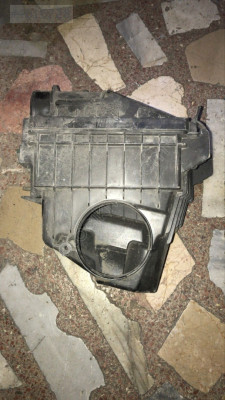 FORD COURİER 14 HAVA FİLTRE KUTUSU ORJ ÇIKMA JT76 9C662 AB