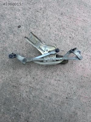 2013 linea silecek motoru komple