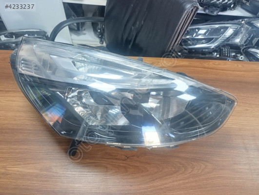 RENAULT CLİO 4 SAĞ FAR ORJİNAL ÇIKMA