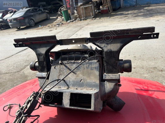 TOFAŞ ŞAHİN DOĞAN KARTAL KALORİFER KUTUSU IZGARA YÖNLENDİRME