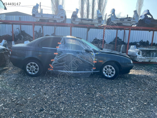 ALFA ROMEO 156 SAĞ ÖN KAPI DOLU MONTECAR