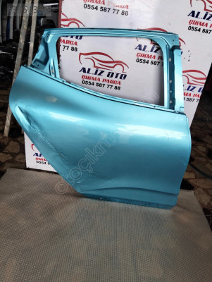 Renault clio 5 sağ arka kapı