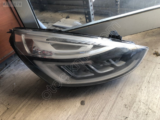 Reno Clio 4 sağ letli far
