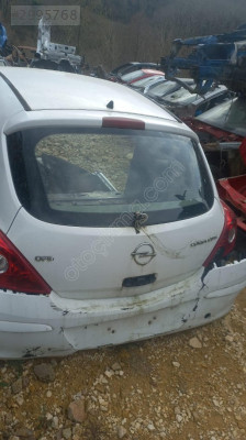 OPEL CORSA D TEK KAPI DOLU BAGAJ.OTO ERKAN ÜNYE
