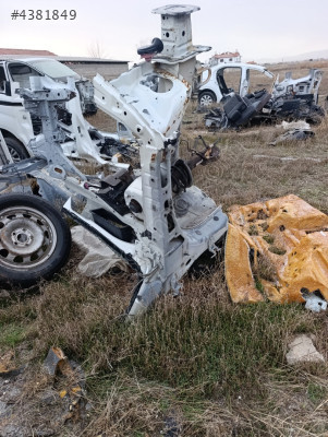 Chevrolet Captiva sağ ön podya şase