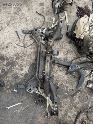 Toyota Carina motor beşli travers