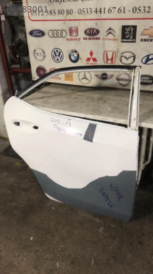 2014-2017 TOYOTA COROLLA SAĞ ARKA KAPI