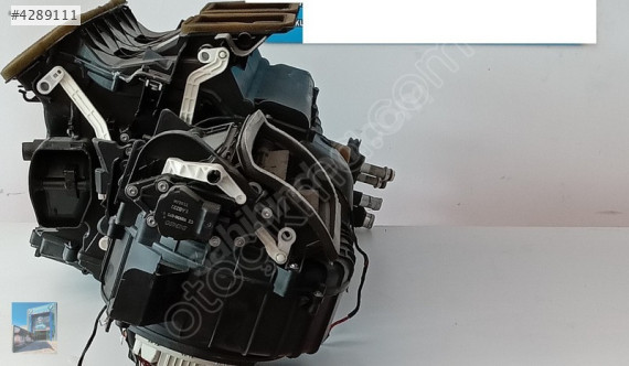 TURKUAZ BMW G30 KALORİFER KUTUSU TAM TESİSAT