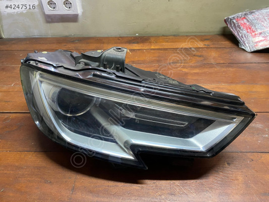 Audi A3 Sağ Far 2016-2019 8V0941044E