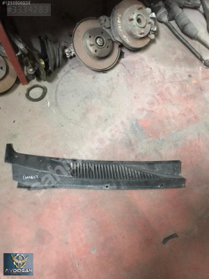 OTO CEM'DEN ÇIKMA FORD CONNECT ÖN CAM ALT IZGARASI SAĞ TARAF
