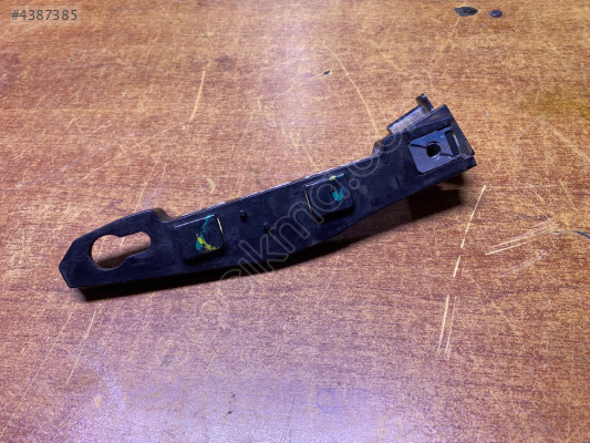 CİTROEN C3 SAĞ ARKA TAMPON BRAKETİ ÇIKMA 9813132280