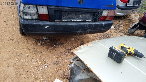 Skoda forman arka tampon