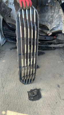 FORD COURİER ÖN PANJUR ORJNAL ÇIKMA