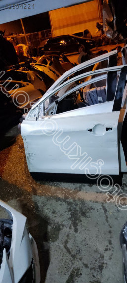 Nissan Qashqai sol ön kapı j11 kasa çıkma orijinal parça