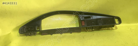 mazda 626 gösterge çerçevesi
