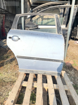 VW PASSAT SAĞ ARKA KAPI 1998 2000