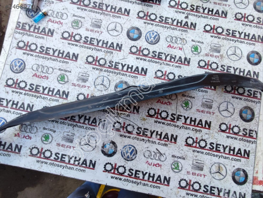 5F0805275 Seat Leon 2015 ön cam sacı alt ızgarası