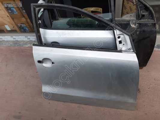 POLO SOL ÖN KAPI 2010-2017