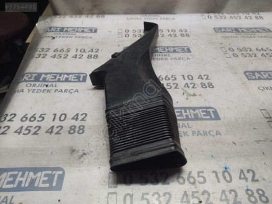 ÇIKMA VW PASSAT B5 HAVA FİLTRESİ BORUSU 3B0129617G