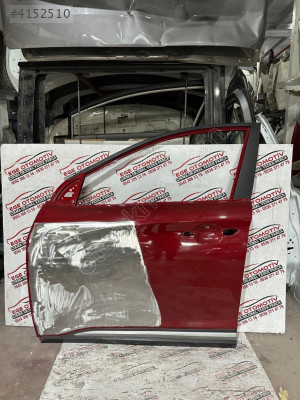 HYUNDAİ KONA KIRMIZI SOL ÖN KAPI ORJINAL