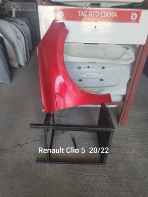 Renault Clio 5 çıkma sağ ön çamurluk
