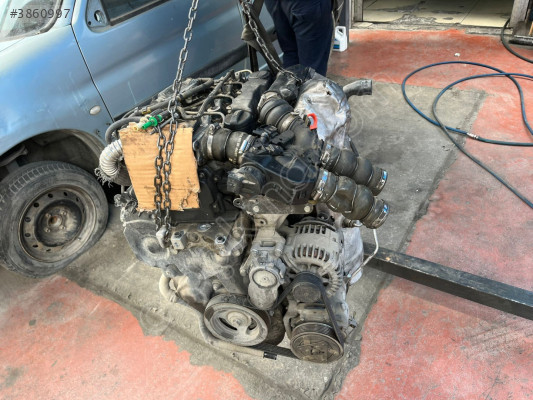 CİTRÖEN  BERLİNGO  1.6  HDİ  DOLU   MOTOR