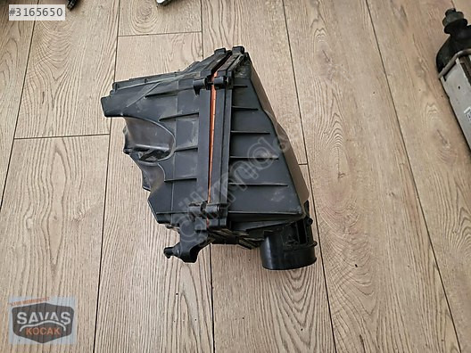 VOLVO XC70 Hava Filtre Kutusu