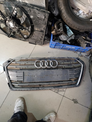 Audi A5 ön panjur 2016-2019 orjinal çıkma parça