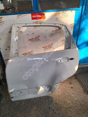 Fiat 500 L çıkma sol arka kapı 2010-2018