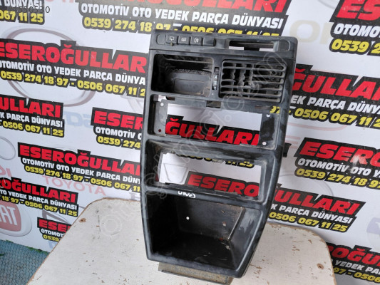 Fiat Uno teyp çerçevesi