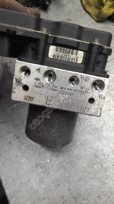 Audi a4 b8 a5 abs beyni   8k0 614 517bp orjinal çıkma