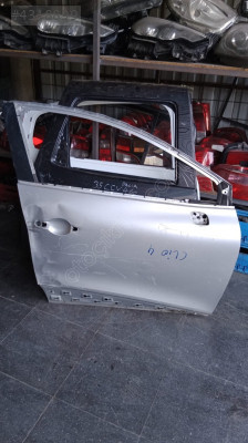 Renault Clio4 sağ ön kapı orijinal