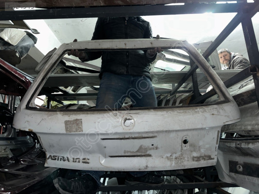 OPEL ASTRA F HB ÇIKMA ORJİNAL BAGAJ KAPAĞI KD