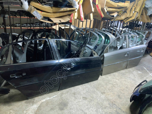 ÖZMEN OPEL VECTRA C ÇIKMA SAĞ ARKA KAPI