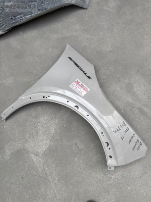 Alfa Romeo Junior sağ ön Çamurluk 2024 2025