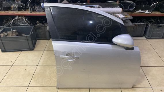 OPEL CORSA D SAĞ ÖN KAPI