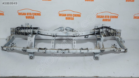 FORD FOCUS ÖN PANEL 04-11 BSG 8M518B041CC