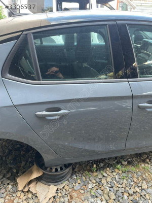 OPEL CROSSLAND DOLU SAĞ ARKA KAPI ÇIKMA SÖKME YEDEK PARÇA