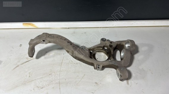 MERCEDES E SERİ W213 4 MATİC SAĞ ÖN TAŞIYICI 2133325200