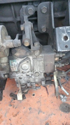 Nissan urvan mazot pompasiyedek parça