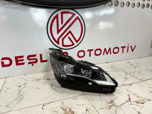 Peugeot 3008 sağ ön far full led (çıkma)