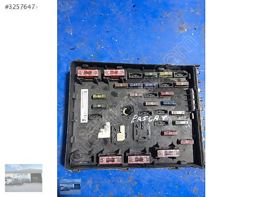 OTO CEMDEN ÇIKMA VW PASSAT B6 SİGORTA KUTUSU (06-10) 3C0 93