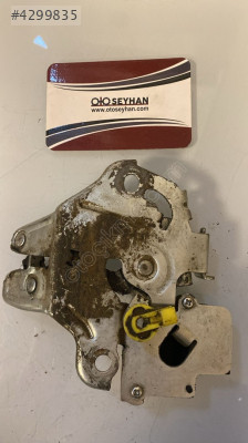 Toyota corolla 2008 bagaj kilidi