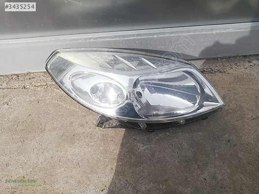 DACIA SANDERO ÇIKMA ORJİNAL SAĞ FAR