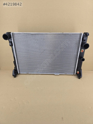 MERCEDES W204 SU RADYATÖRÜ 2045000203