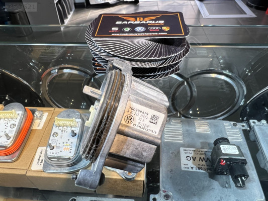 3G0998479 VW PASSAT B8.5 2018.2021 LED FAR BEYNİ SOL  ORJ ÇIKMA .