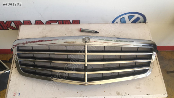 MERCEDES 212 E CLASS MAKYAJSIZ ÖN PANJUR