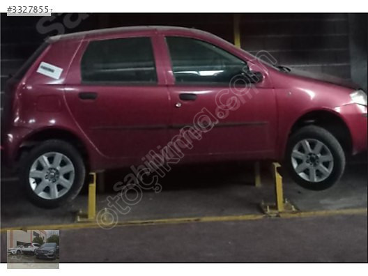 FİAT PUNTO SAĞ ÖN KAPI ÜNALLAR OTO ÇIKMA YEDEK PARÇA