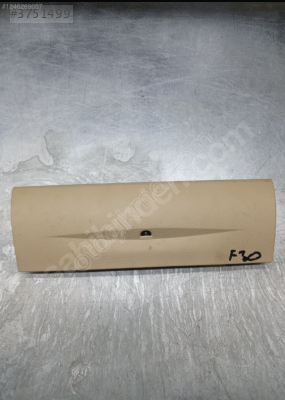 BMW F30 TORPİDO KAPAĞI ALTI