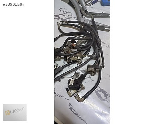 5Q0915181 VOLKSWAGEN AUDİ EKSİ KUTUP BAŞI